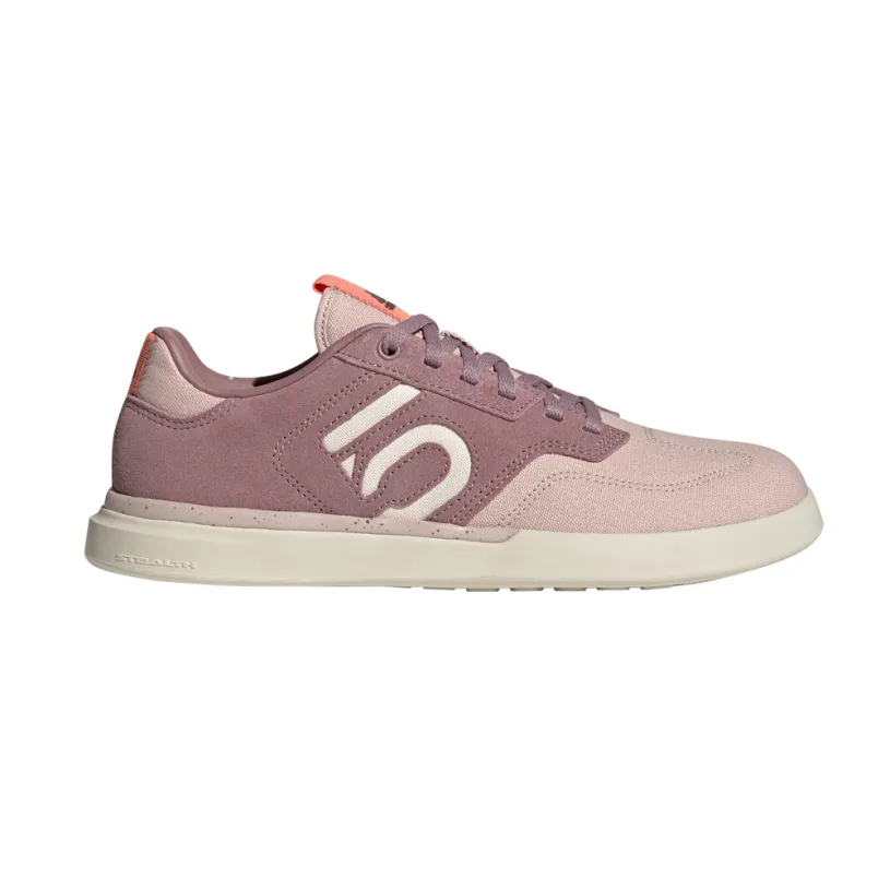 adidas | Womens Sleuth Lace Up Sneakers